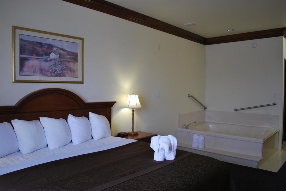 Best Western Fort Worth Inn And Suites Extérieur photo