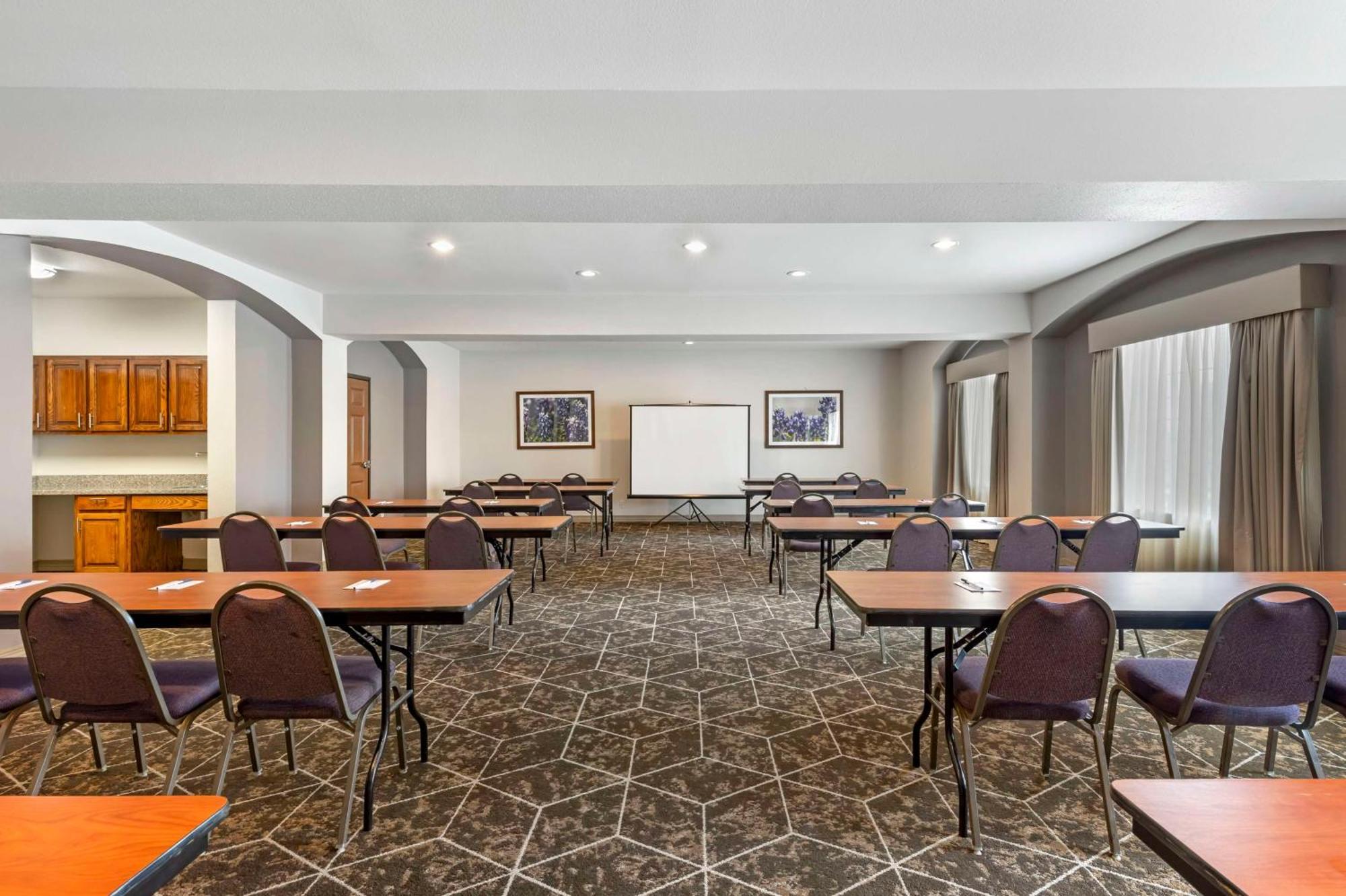 Best Western Fort Worth Inn And Suites Extérieur photo