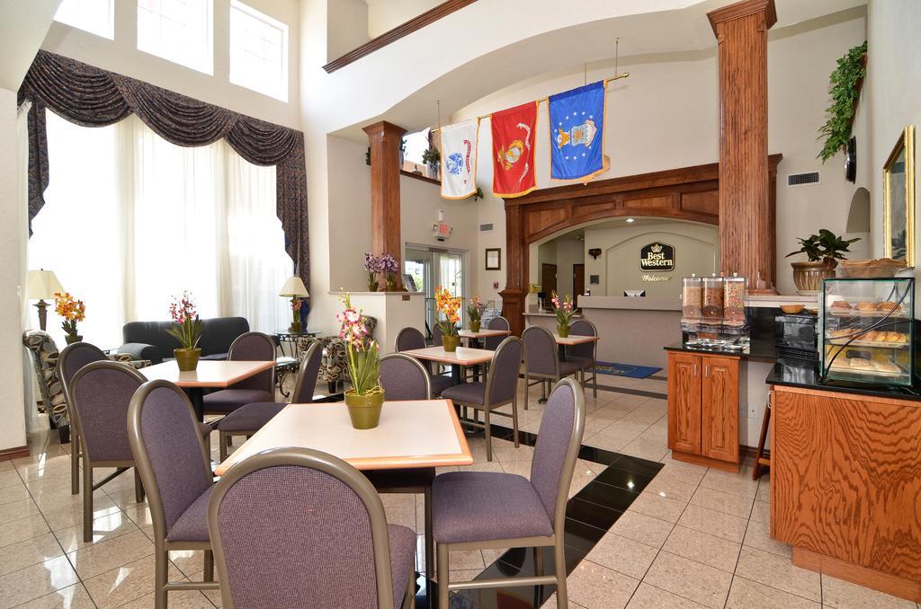Best Western Fort Worth Inn And Suites Extérieur photo