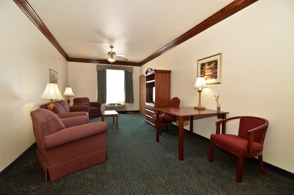 Best Western Fort Worth Inn And Suites Extérieur photo